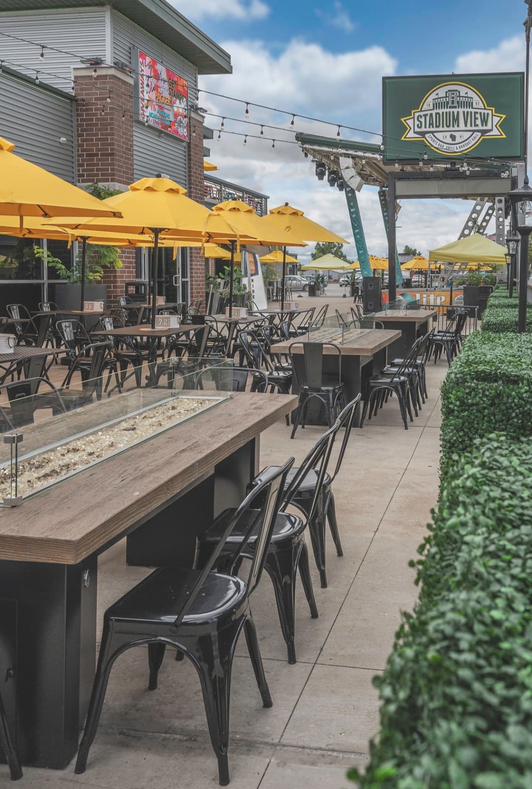 Sports bars in Green Bay, WI