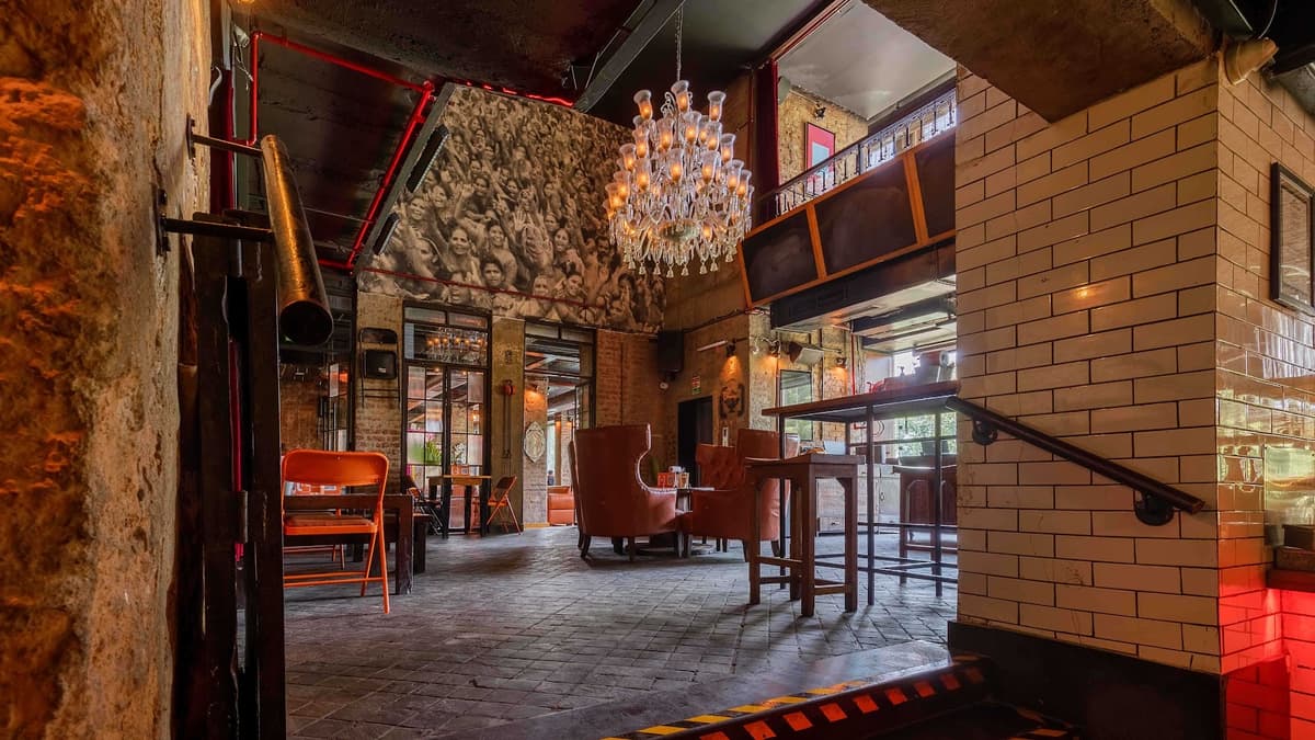 Sports bars in New Delhi